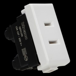 D 1 CONTACTO SENCILLO 2P 15A 127-250V BTICINO MX QZ5115S